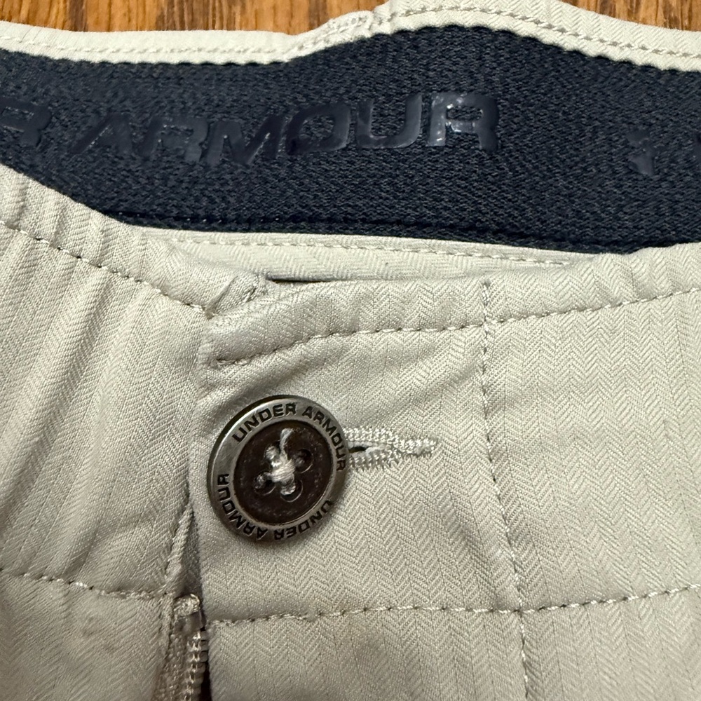 Under Armour Men's Khaki Performance Pants - Picture 4 of 5